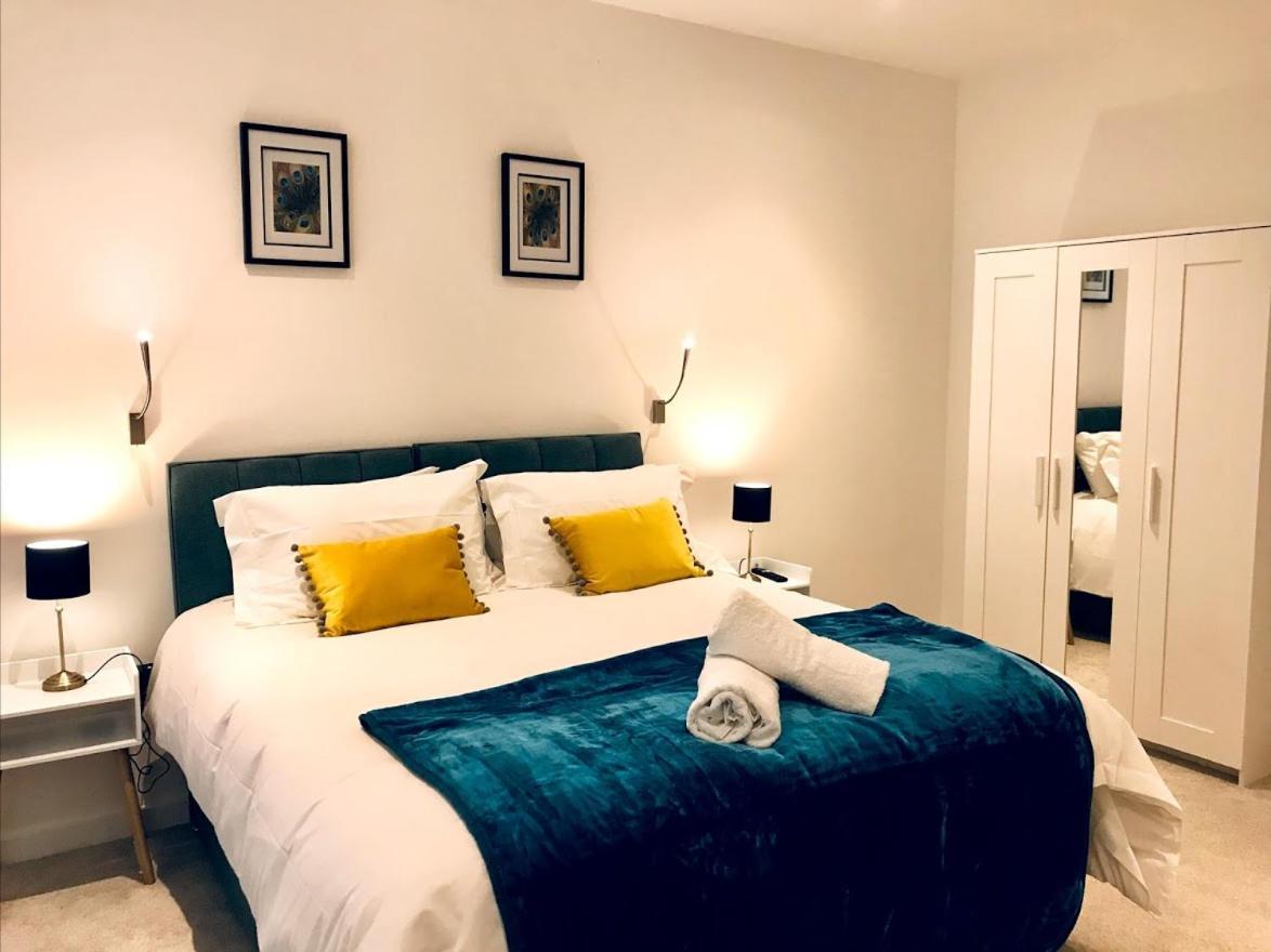 Maplewood Luxurious One-Bed Flat With Free Parking Hotel St Albans Eksteriør billede