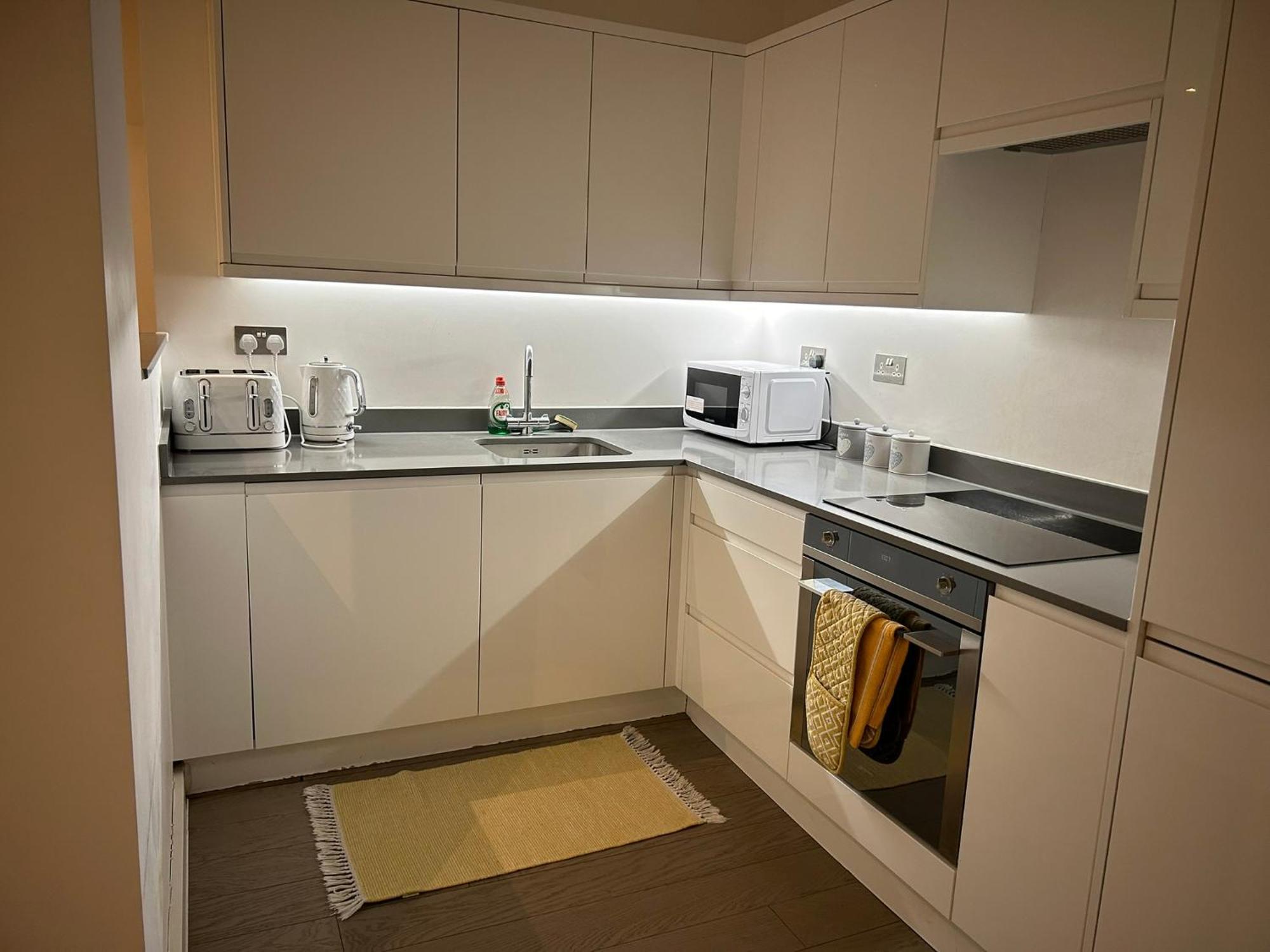 Maplewood Luxurious One-Bed Flat With Free Parking Hotel St Albans Eksteriør billede